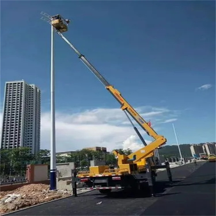 雅江维修路灯的曲臂升降车出租