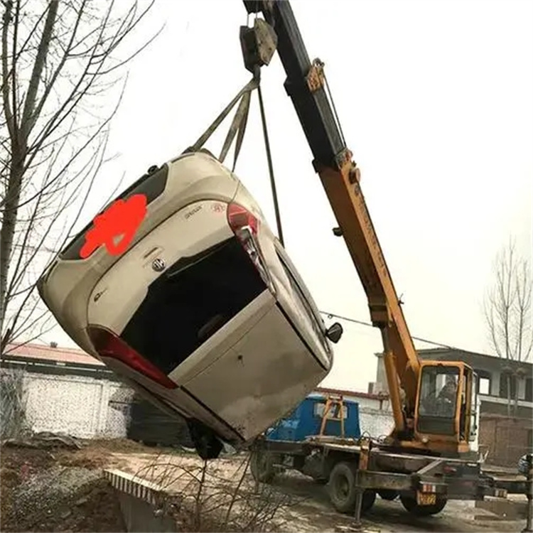 雅江随时待命，吊车24小时道路救援服务全解析